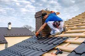 Best Roof Insulation Installation  in Dinuba, CA